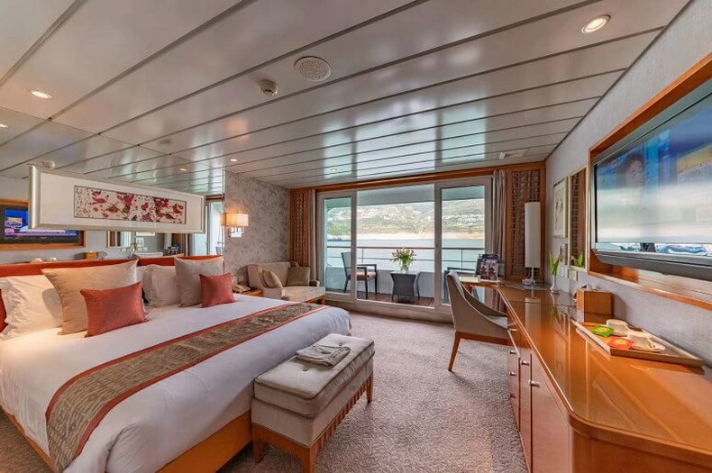 豪华套房.jpg 豪华套房.jpg